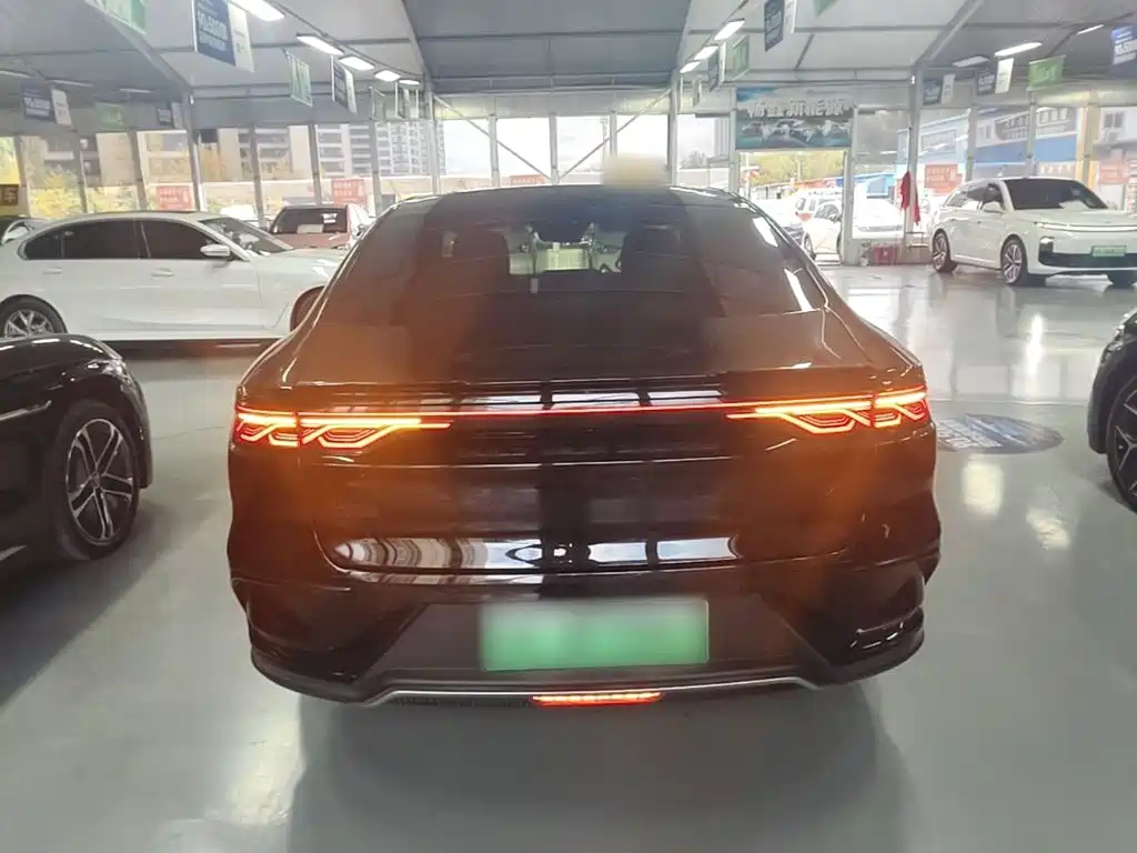 BYD Han — миниатюра 6