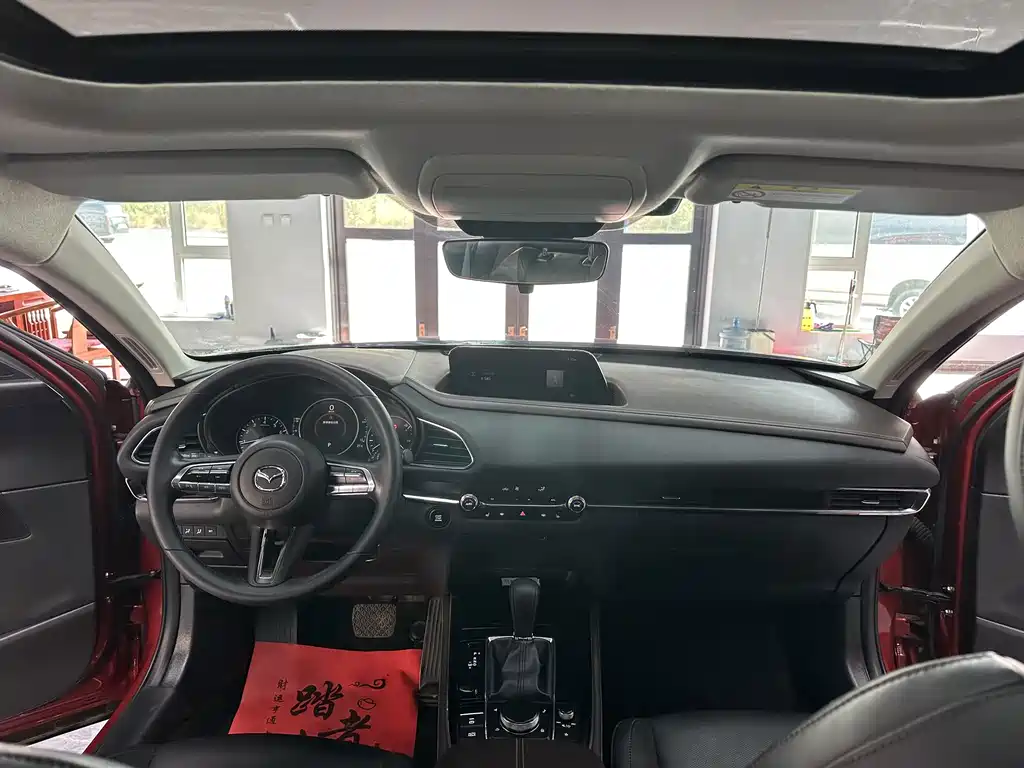 Mazda CX-30 — миниатюра 10