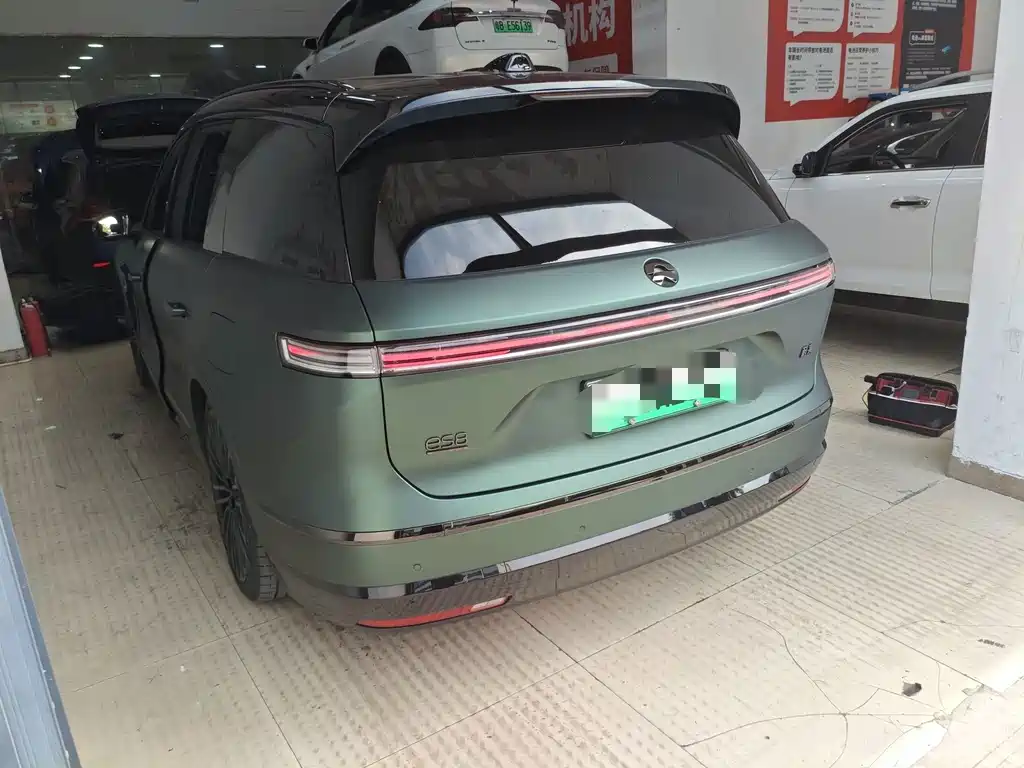 NIO ES8 — миниатюра 11