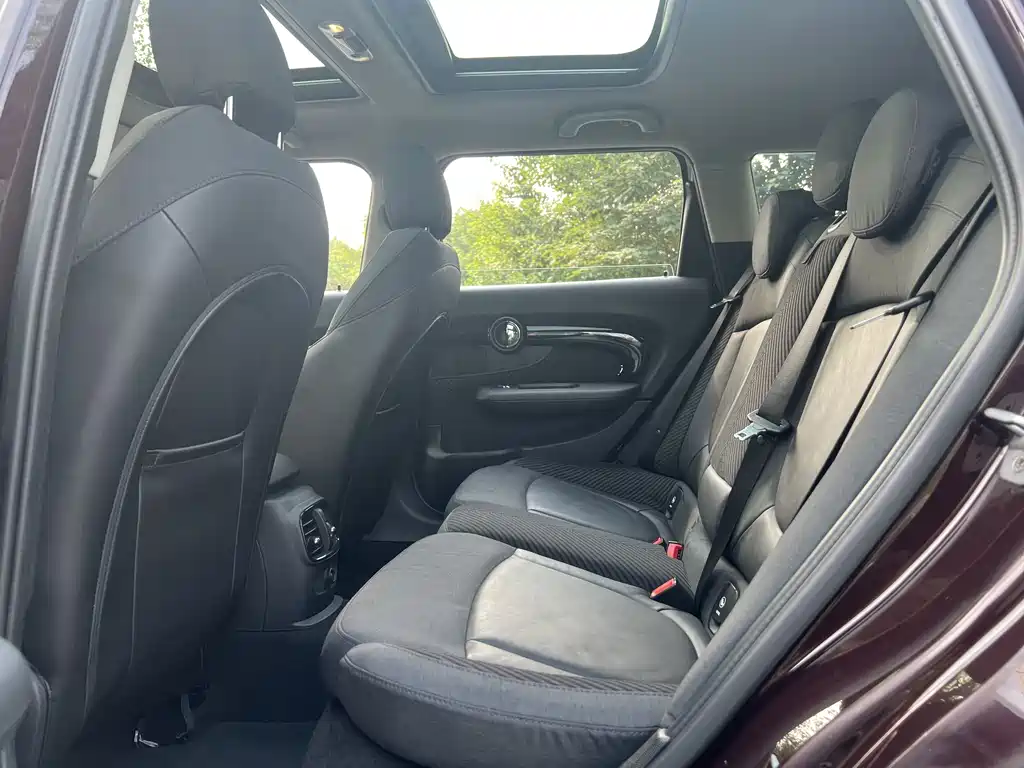 MINI Mini Clubman — миниатюра 9