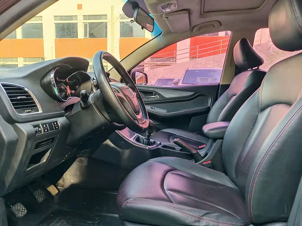 Baojun 560 — миниатюра 7