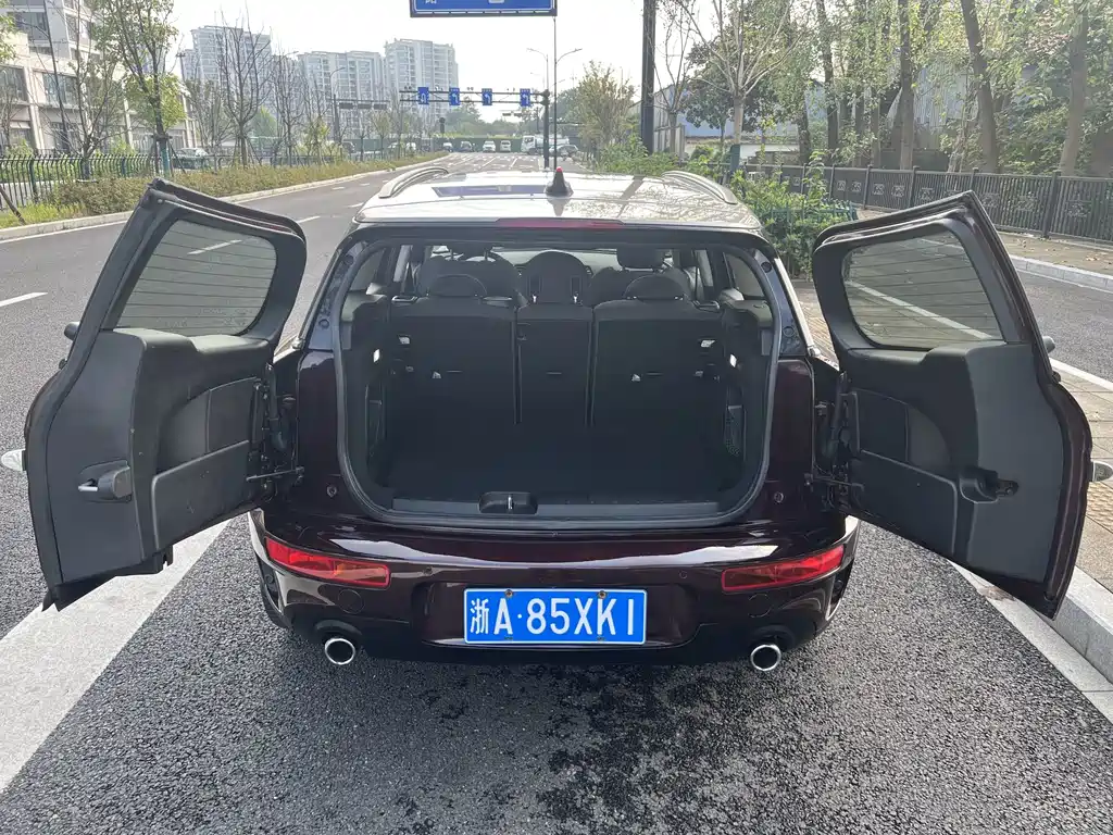 MINI Mini Clubman — миниатюра 21