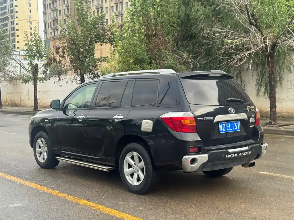 Toyota Highlander — миниатюра 13