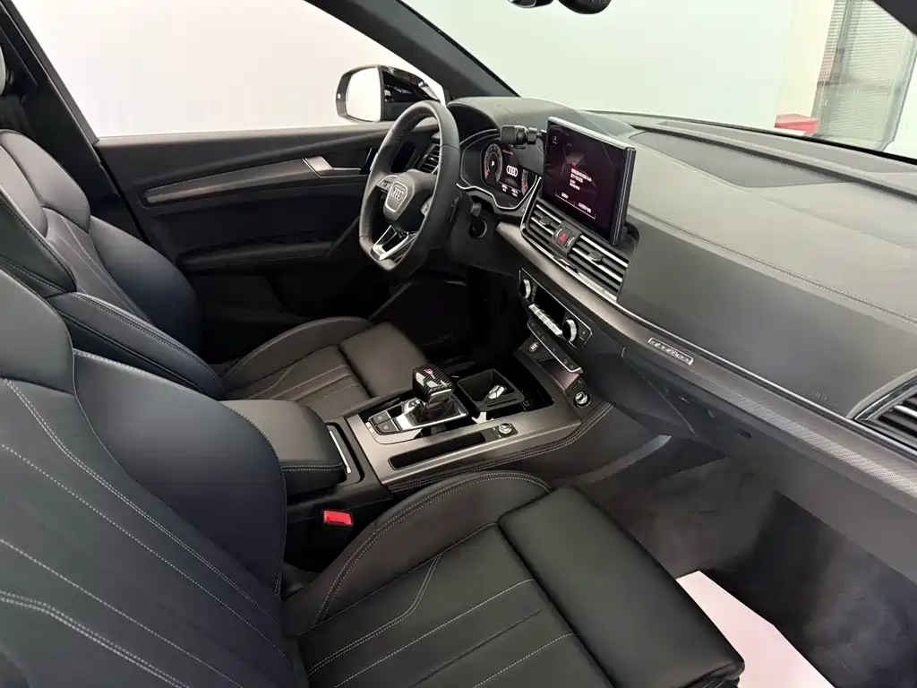 Audi Q5L — миниатюра 8