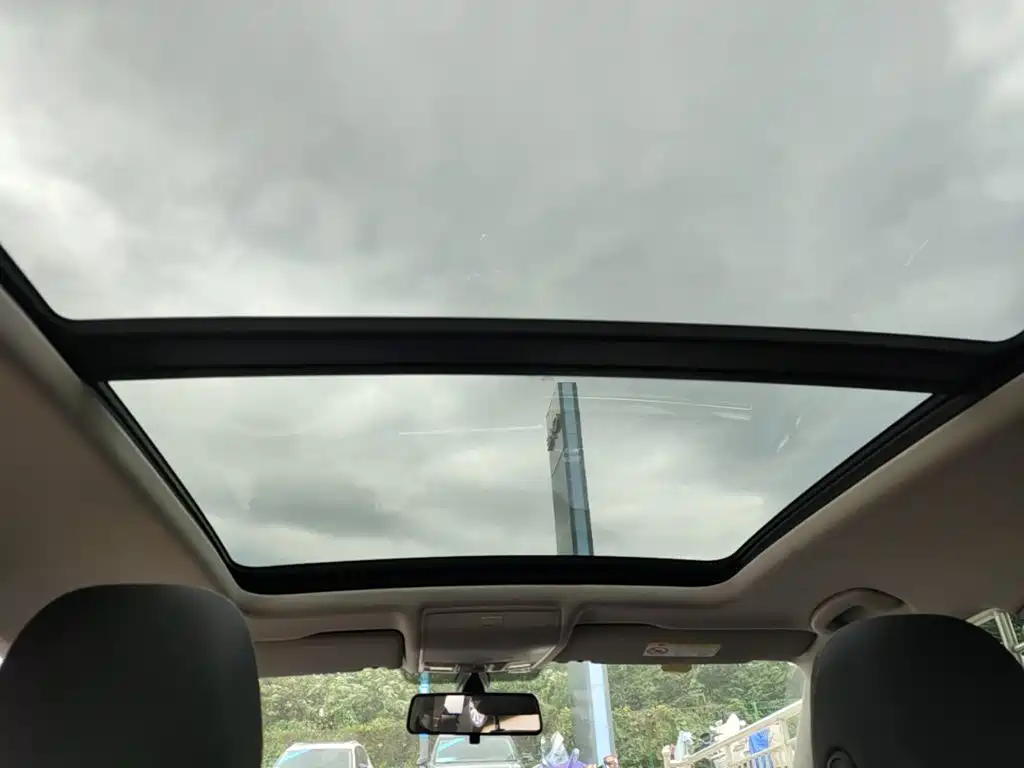 Volkswagen Tiguan L — миниатюра 18