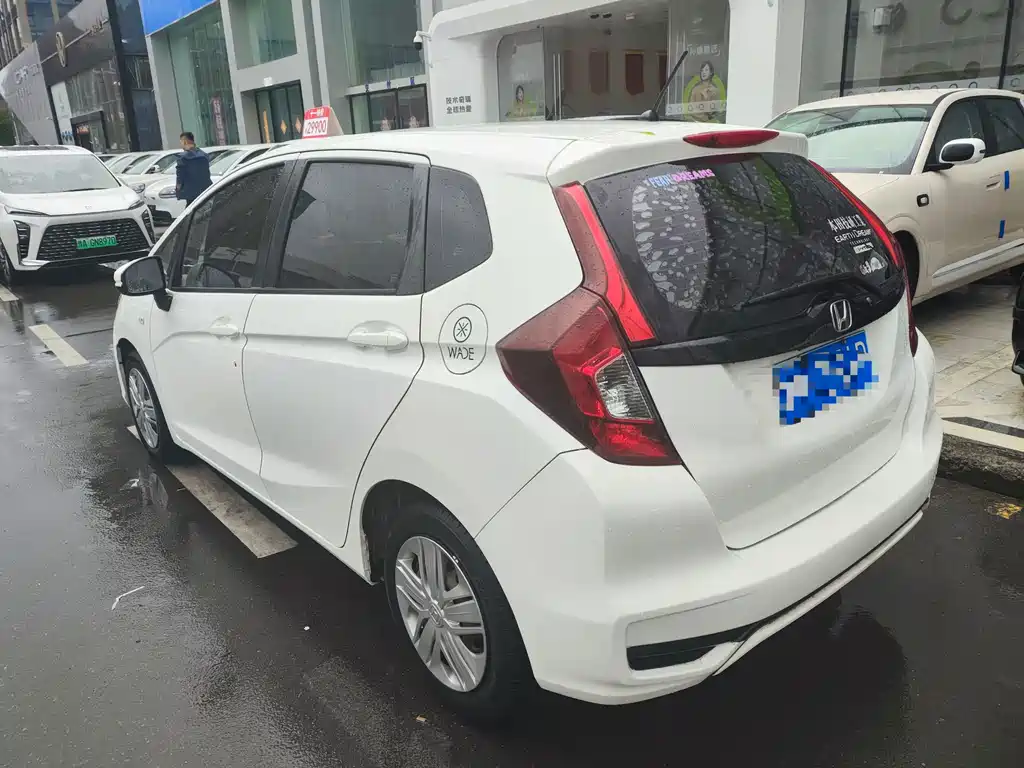 Honda Fit — миниатюра 2