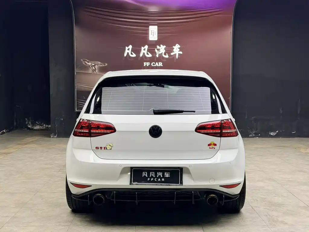 Volkswagen Golf GTI — миниатюра 5