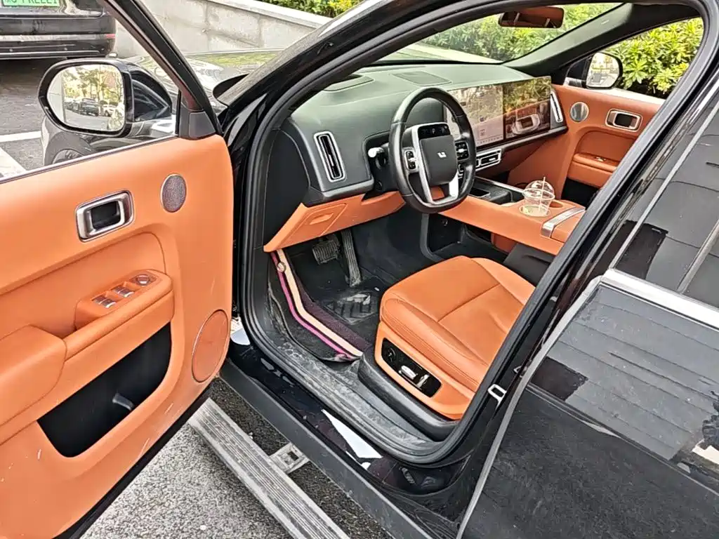 Li Auto Li L8 — миниатюра 16