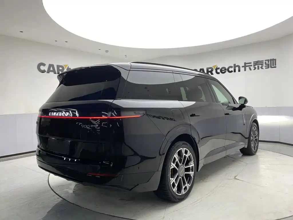 Lynk & Co 900 — миниатюра 5