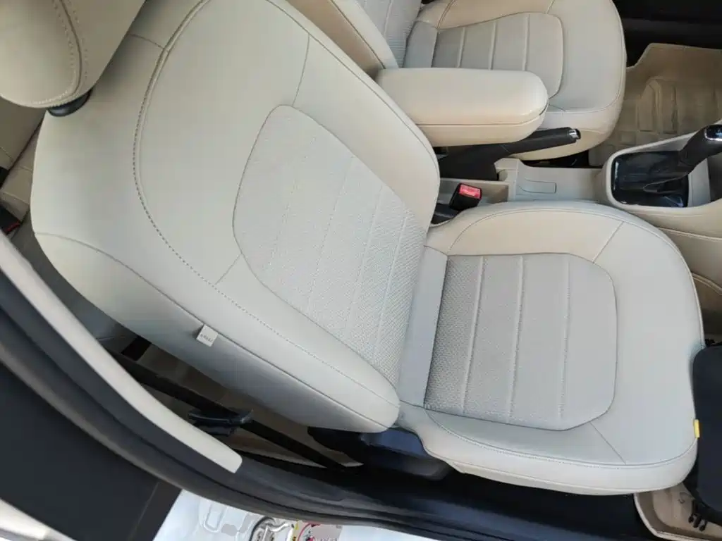 Skoda Rapid Spaceback — миниатюра 25