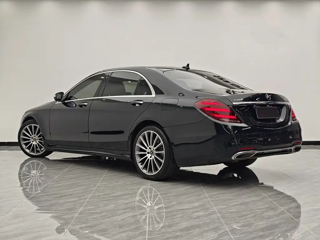 Mercedes-Benz S-Class — миниатюра 9