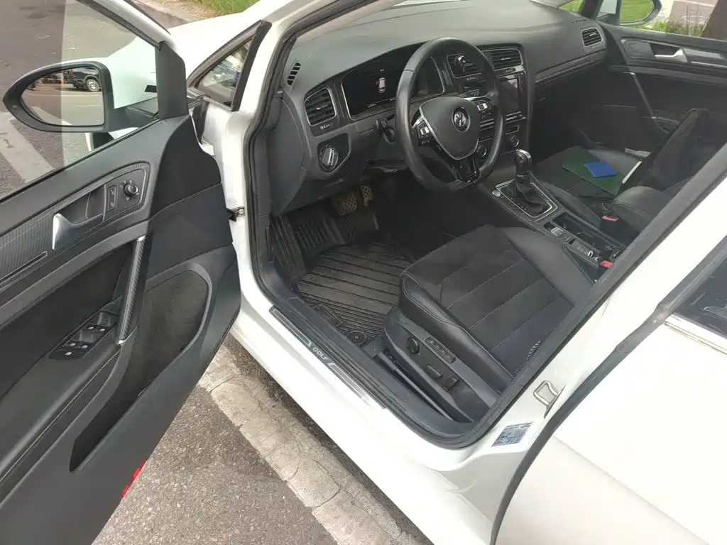 Volkswagen Golf — миниатюра 17