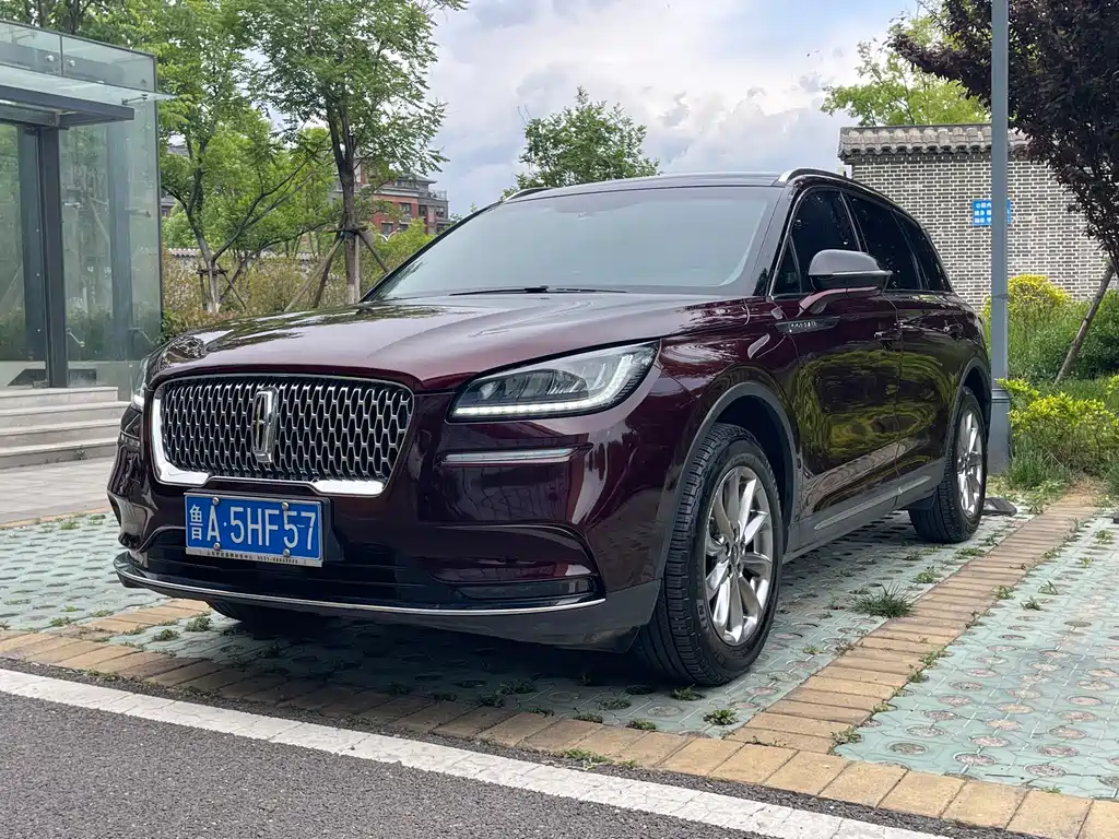 Lincoln Corsair 2020