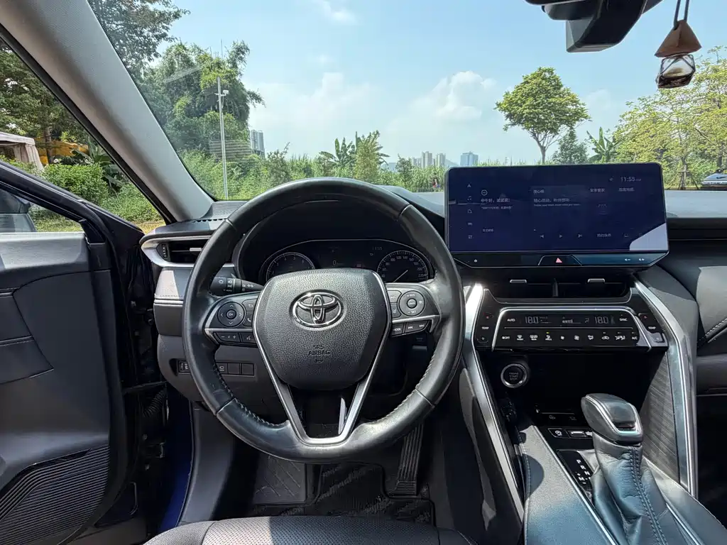 Toyota Harrier — миниатюра 9