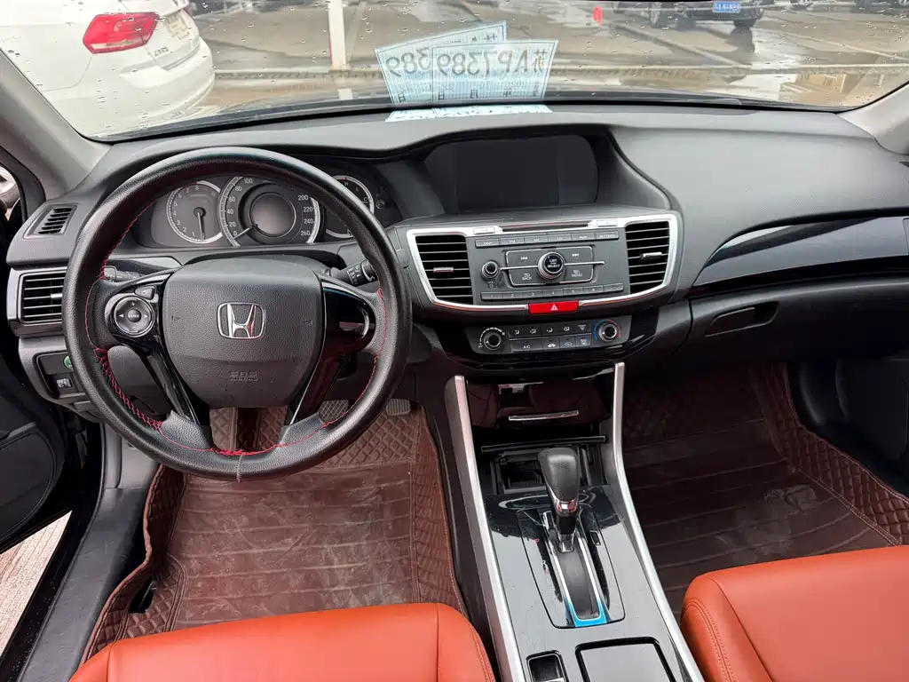 Honda Accord — миниатюра 5