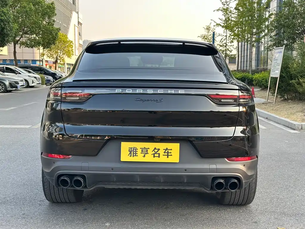 Porsche Cayenne — миниатюра 16