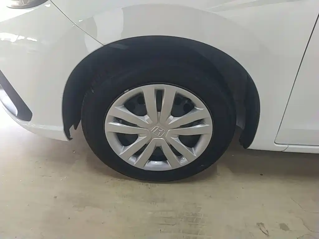 Honda Fit — миниатюра 23