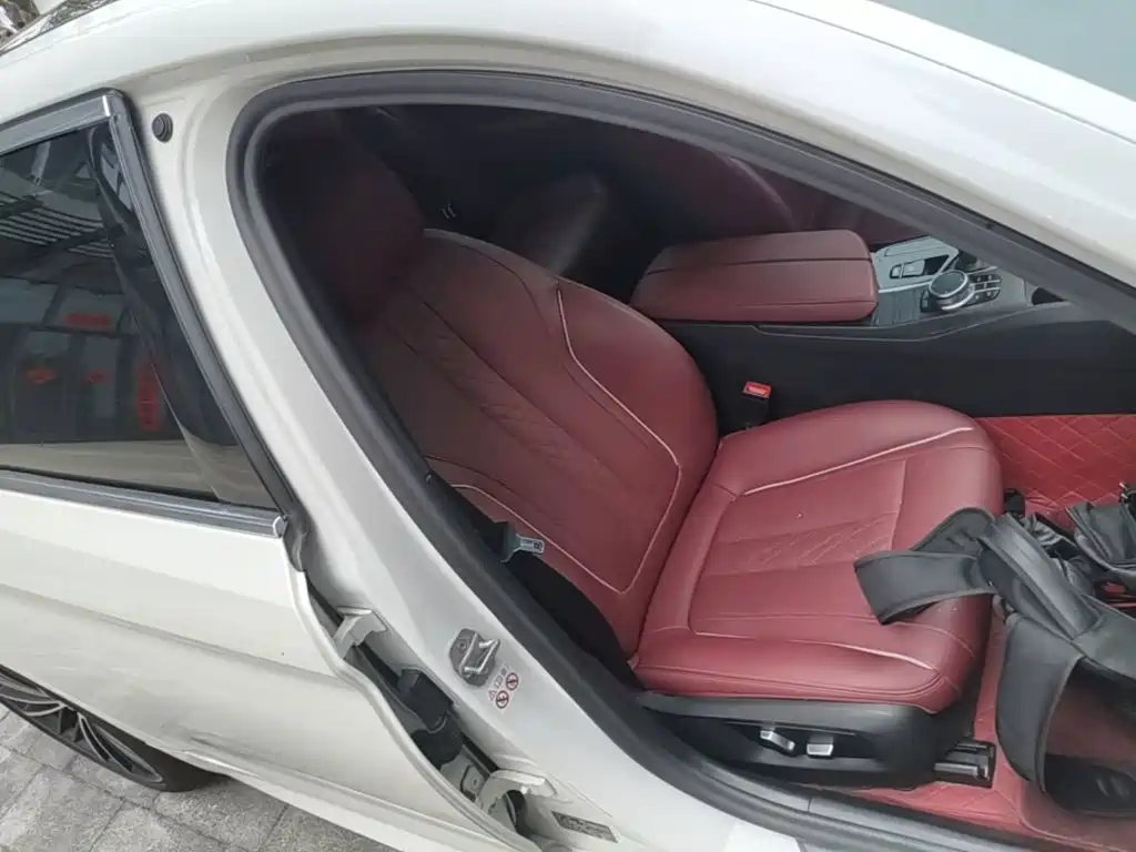 BMW 5 Series — миниатюра 25