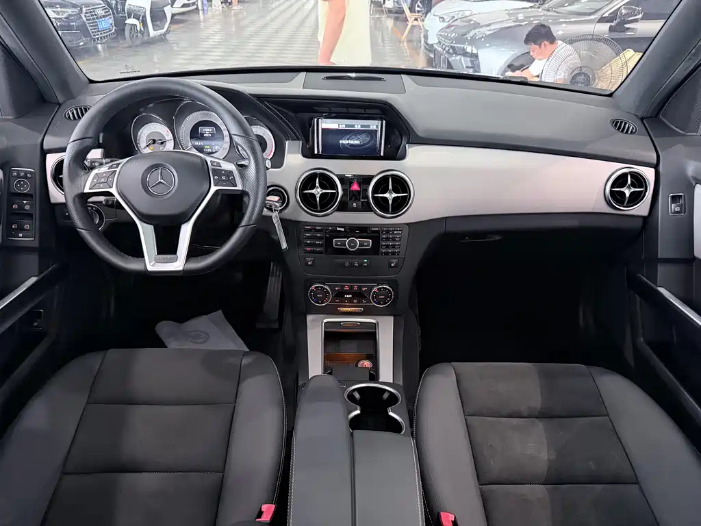 Mercedes-Benz GLK 2015 GLK 260 4MATIC Fashion