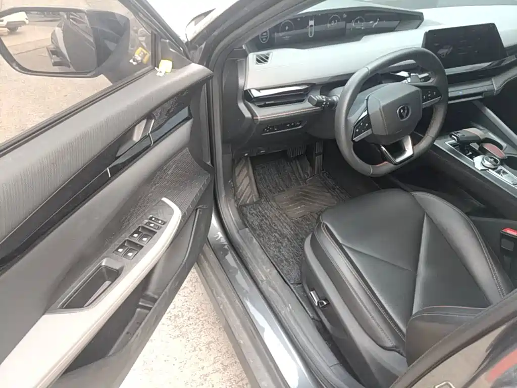 Changan UNI-V — миниатюра 16