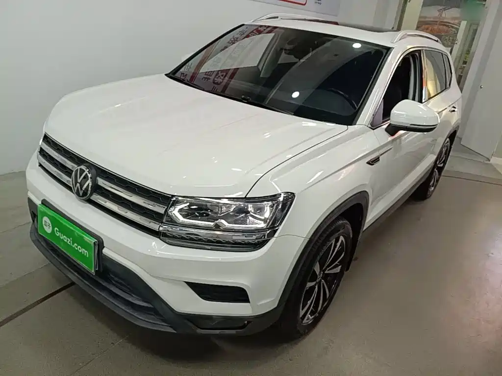 Volkswagen Tharu