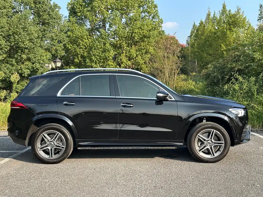 Mercedes-Benz GLE (Import) — миниатюра 4