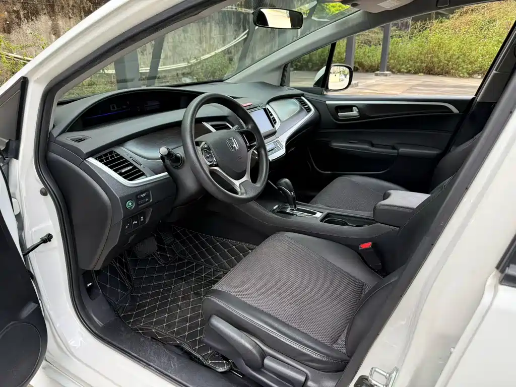 Honda Jade — миниатюра 4