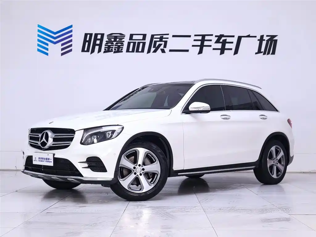 MERCEDES-BENZ GLC