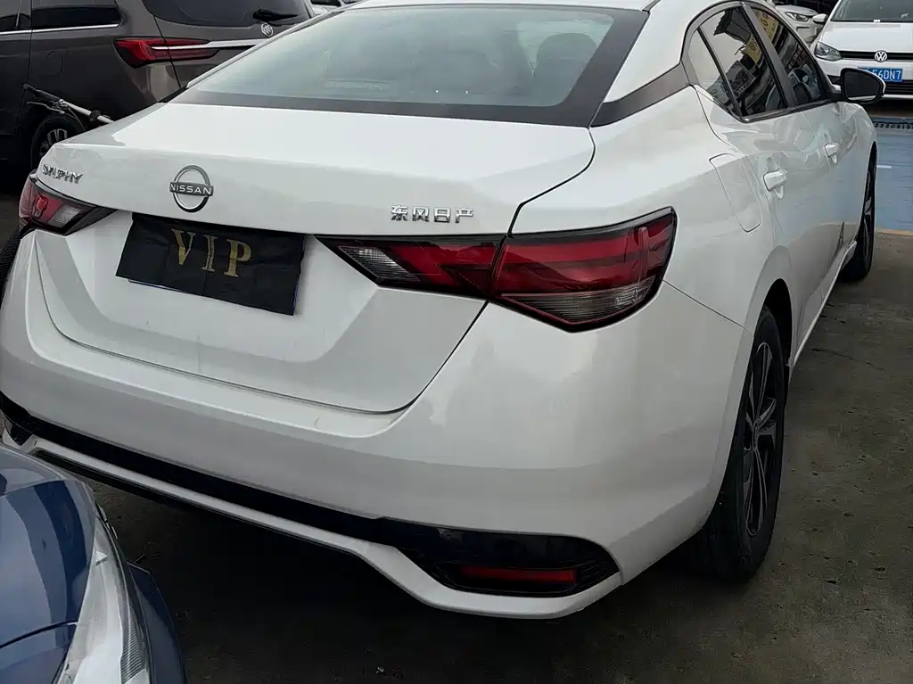 Nissan Sylphy — миниатюра 4