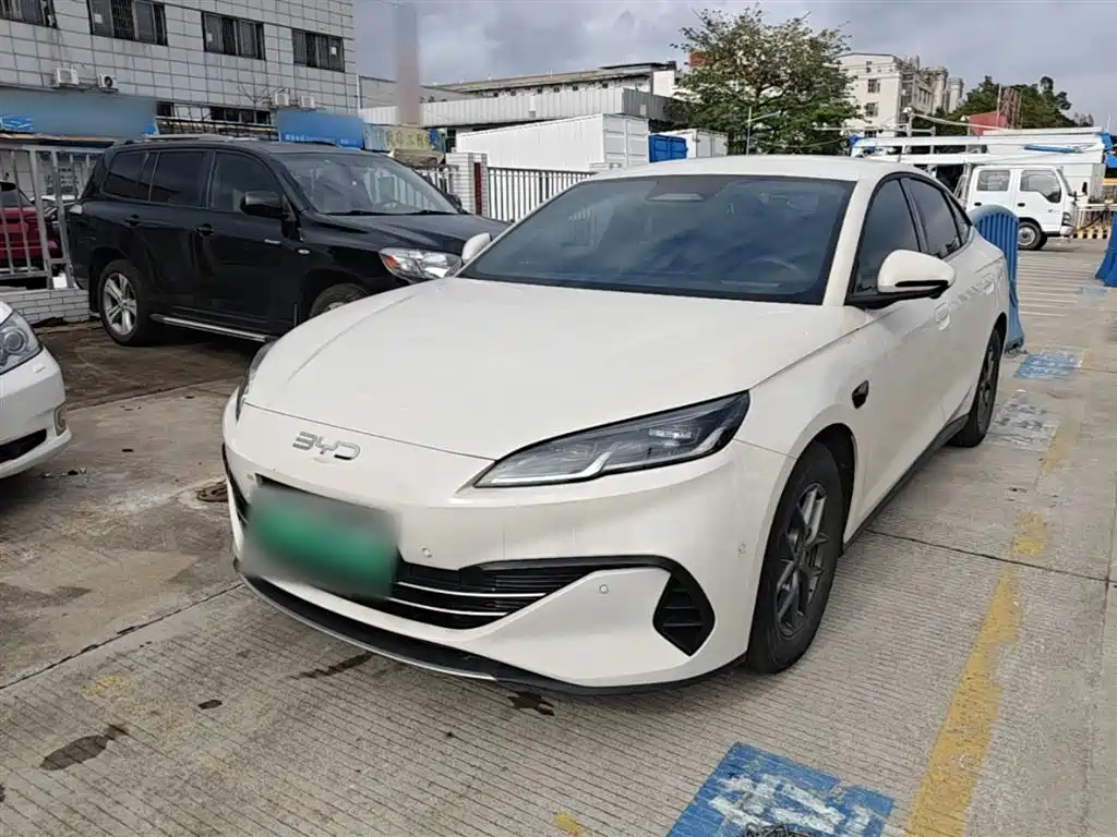 Byd 海豹06 2025