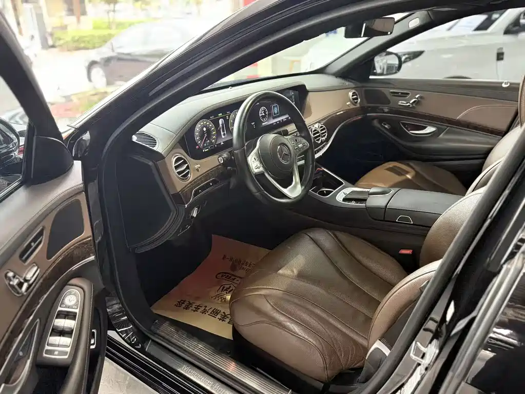 Mercedes-Benz S-Class — миниатюра 5
