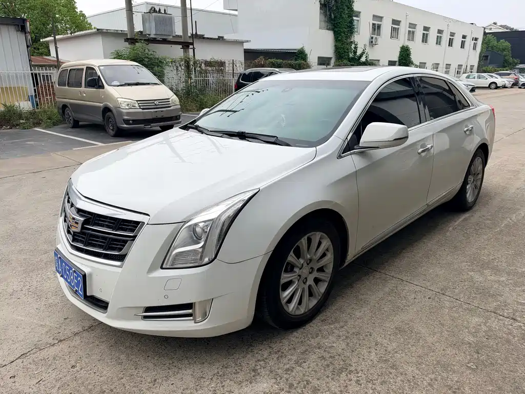 Cadillac XTS