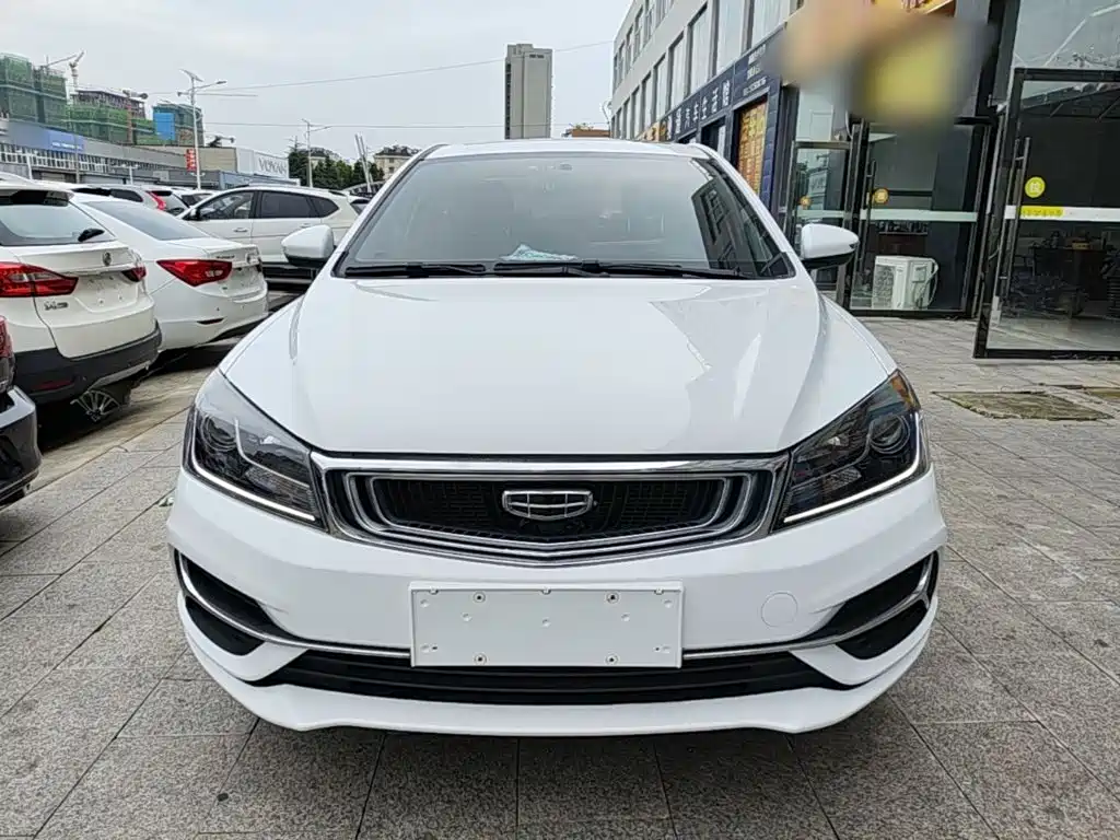 Geely Emgrand — миниатюра 3
