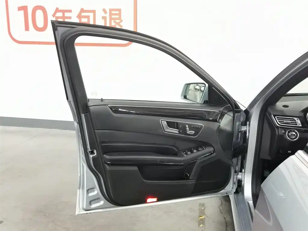 Mercedes-Benz E-Class E 2015 E 260 L Sport
