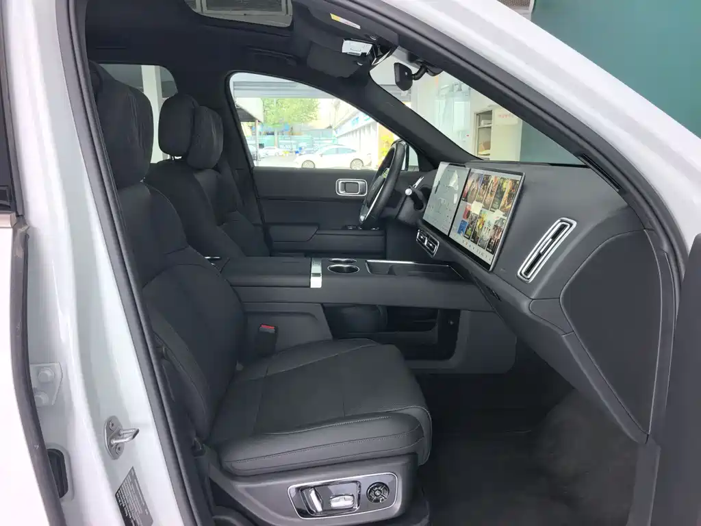 Li Auto L9 2025 Ultra