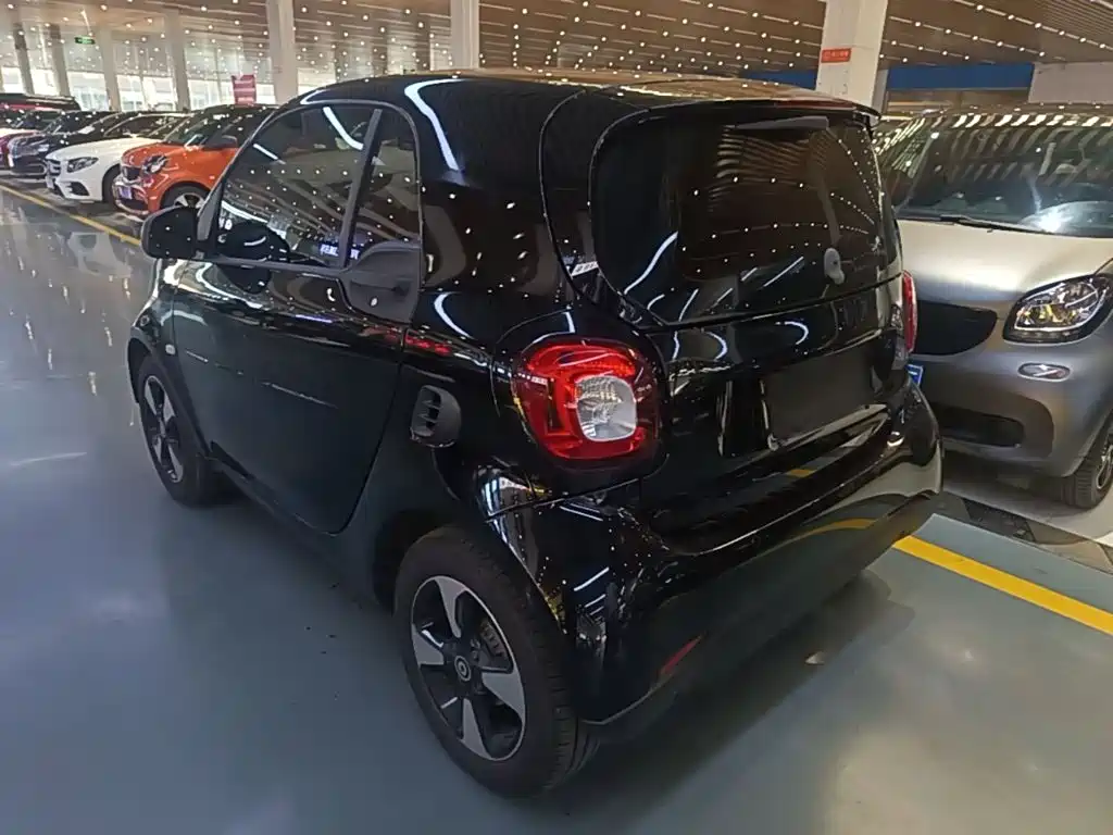 smart Smart Fortwo — миниатюра 5