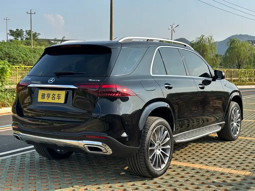 Mercedes-Benz GLE (Import) — миниатюра 18