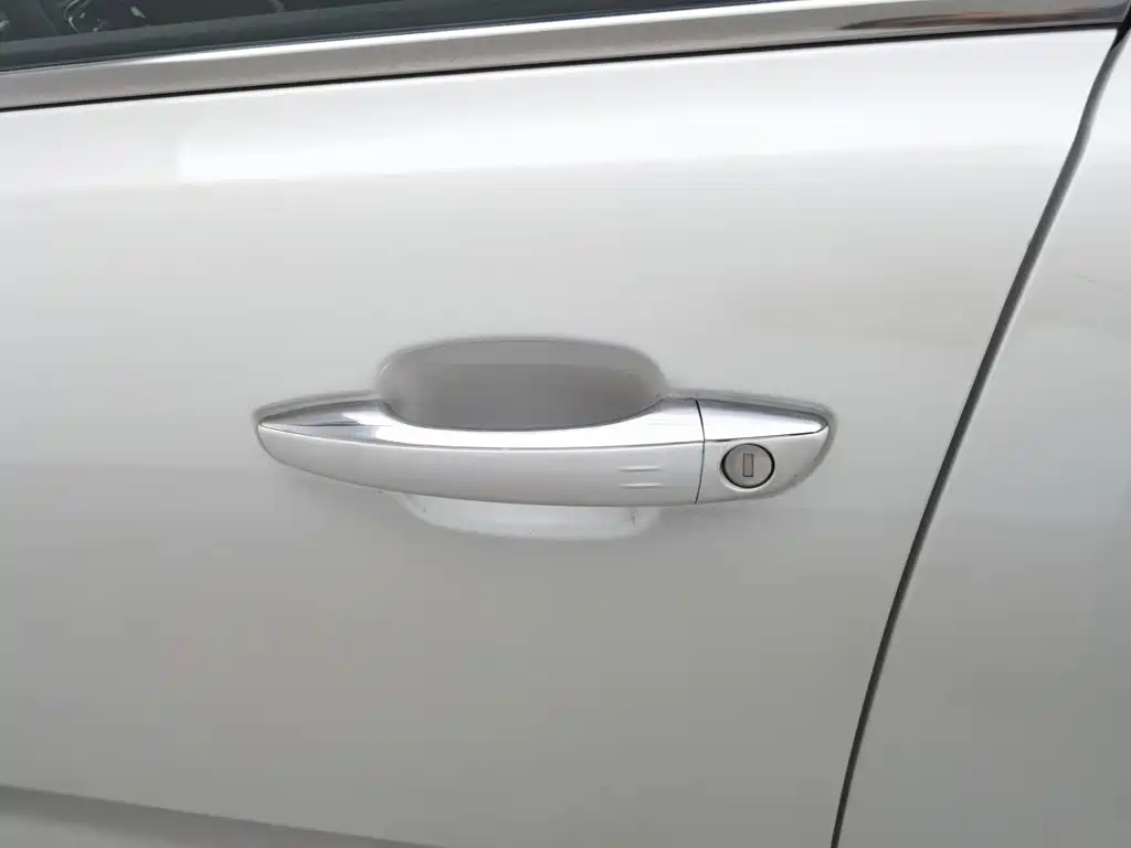 Citroen C6 — миниатюра 18