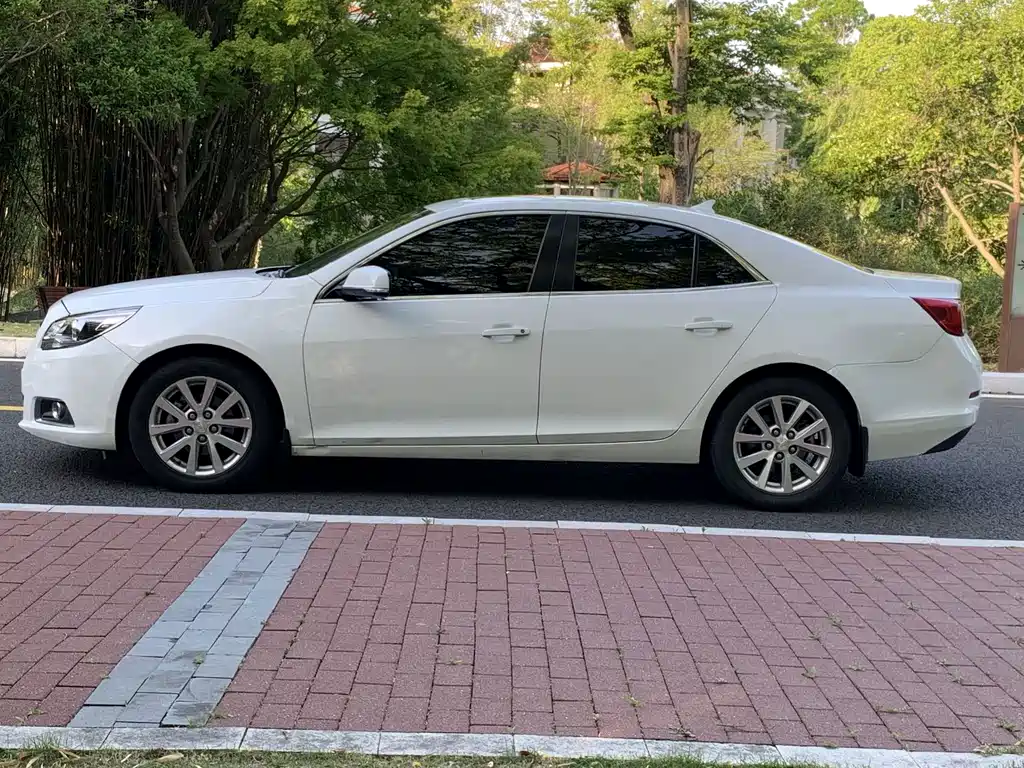 Chevrolet Malibu — миниатюра 8