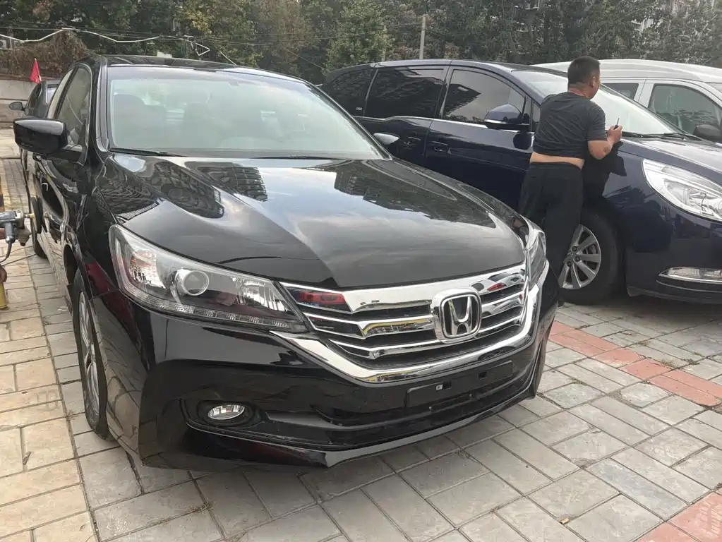 Honda Accord — миниатюра 3