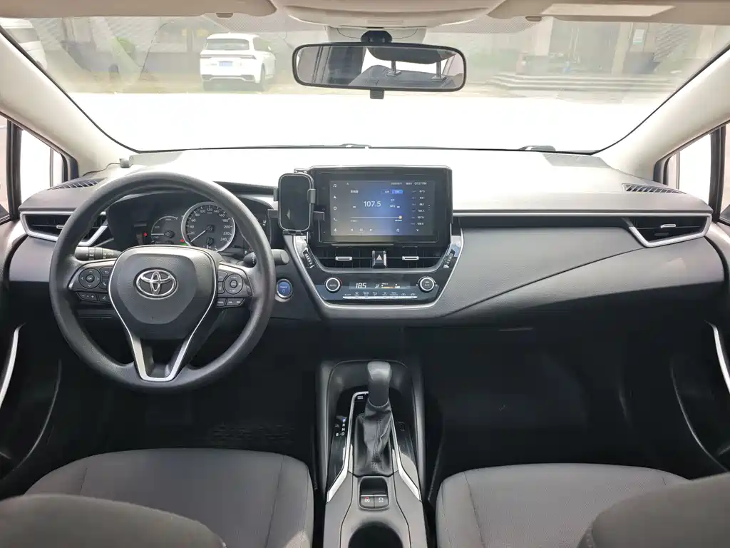 Toyota Corolla — миниатюра 9