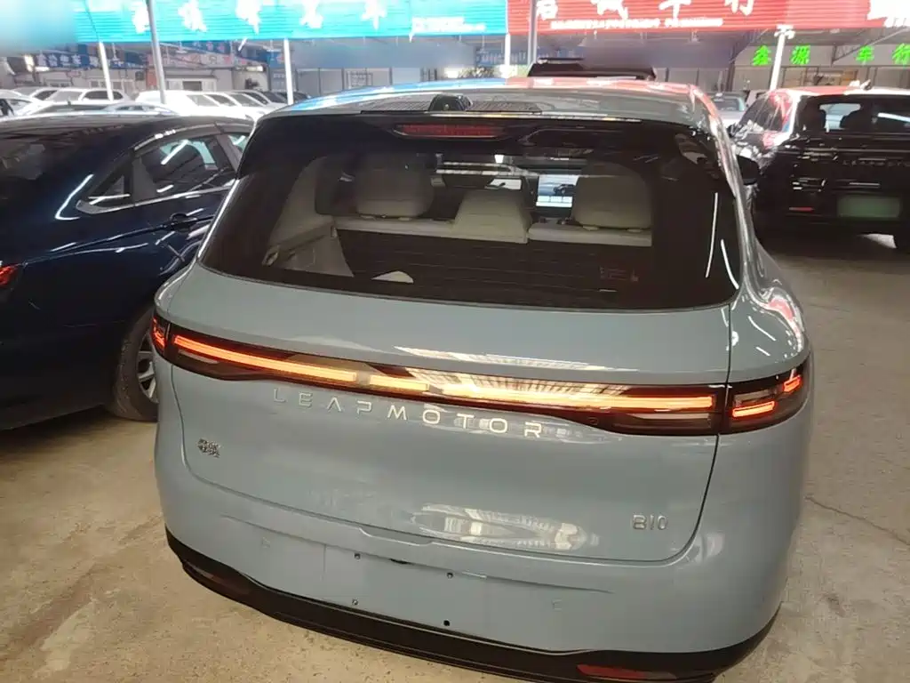 Leapmotor Leapmotor B10 — миниатюра 6