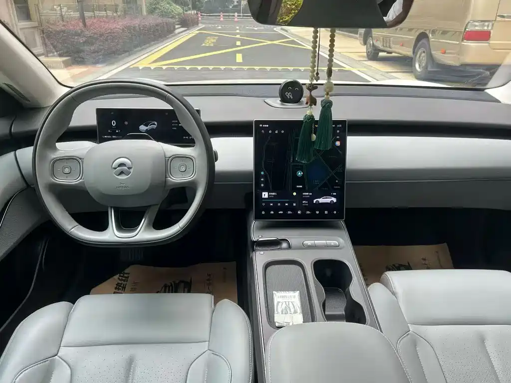 NIO ET5 — миниатюра 5