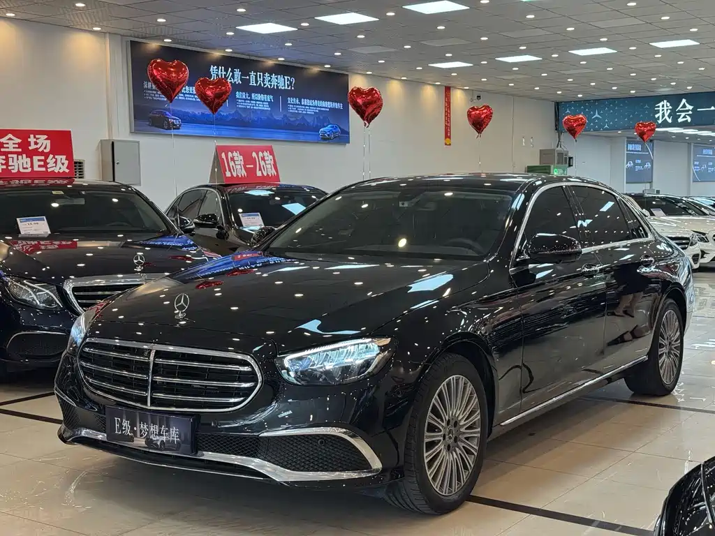 Mercedes-Benz E-Class — миниатюра 2