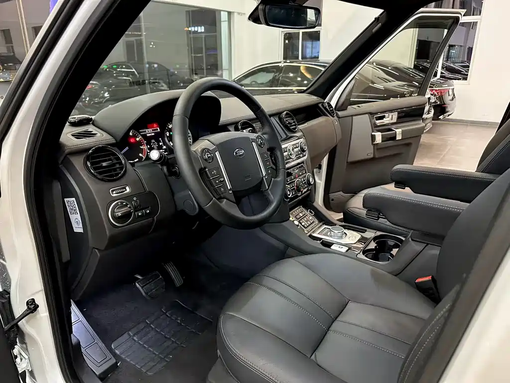 Land Rover Discovery 2015 3.0 SC V6 SE