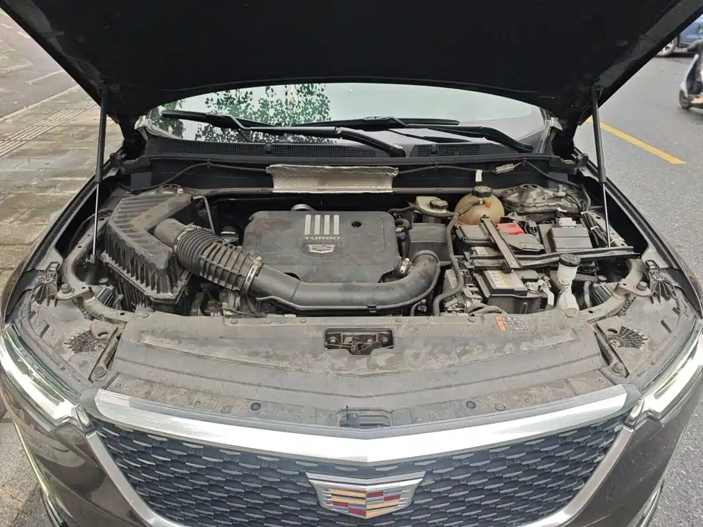 Cadillac XT6 — миниатюра 11