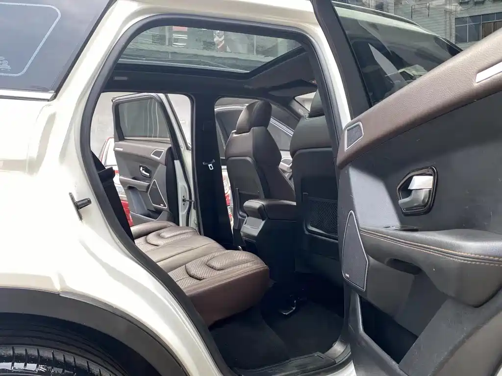 Landwind X7 2016 2.0T Luxury