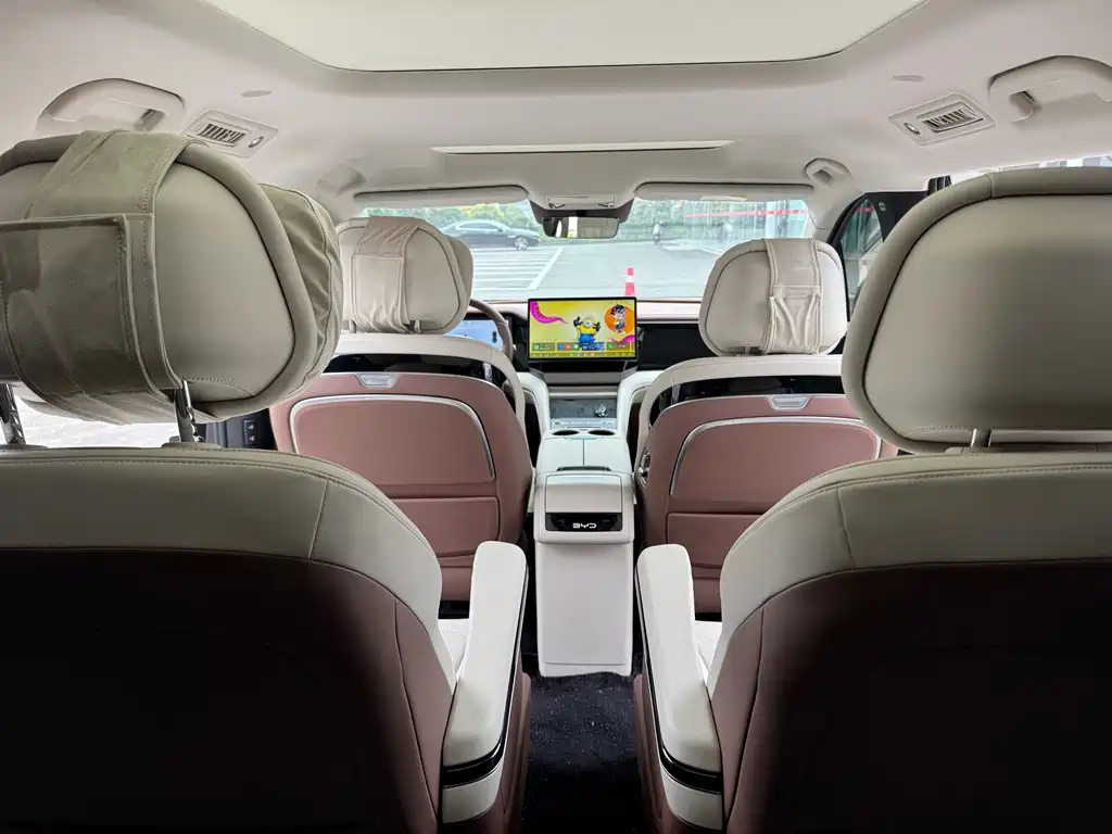 BYD Xia — миниатюра 10