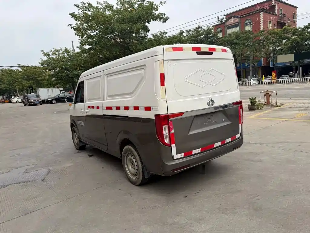 Kuayue Kuayue Star V5 EV — миниатюра 7