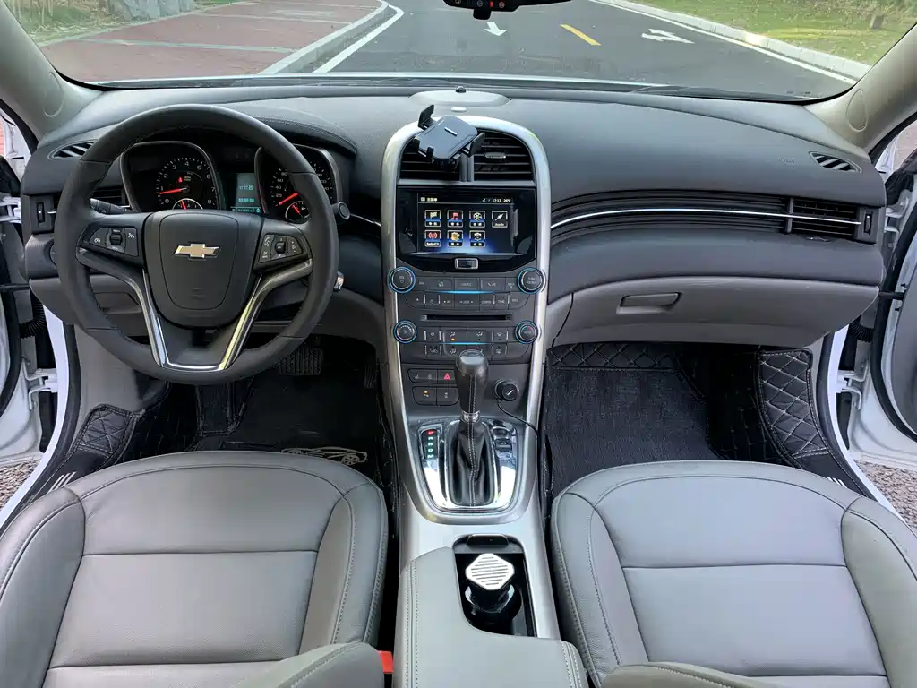Chevrolet Malibu — миниатюра 9